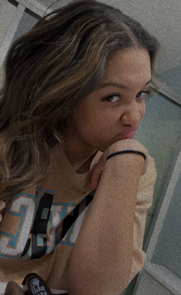cerina2pretty's tweet photo. miss.pretty https://t.co/xZE3XfjfFR