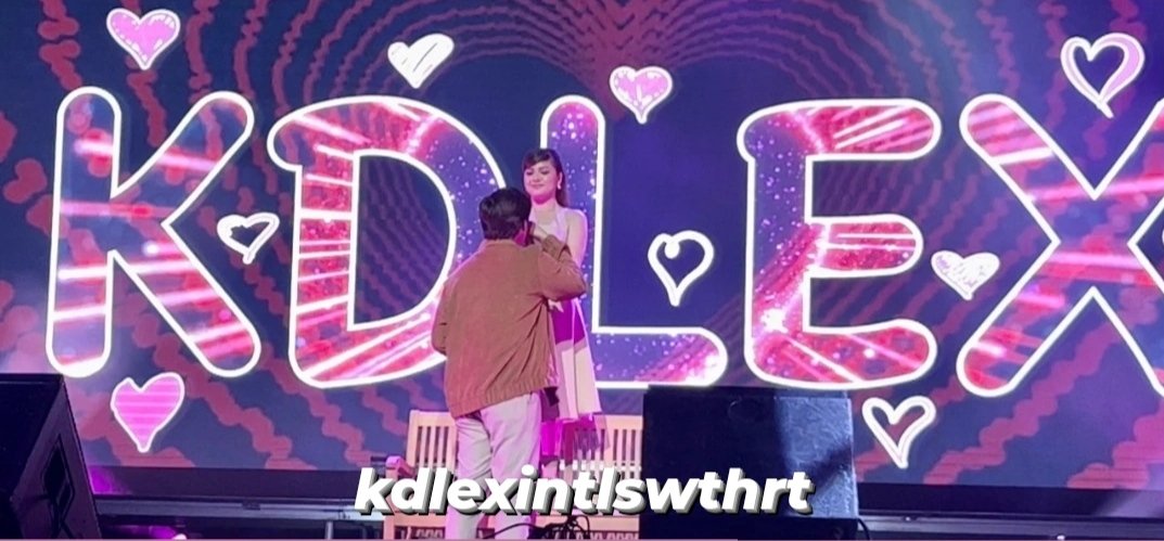 kisofc_'s tweet photo. Our breakthrough LT doing what they love best, performing for the people! Especially with their original composition ‘Mysterio’. We are so proud! 

@alexailacad @kdestrada_ 

SFlendid NIGHT WITH KDLEX

#SFectacularNightWithKD
#ALEXAfabStarOnTheWarfield https://t.co/UcqYikdjEx