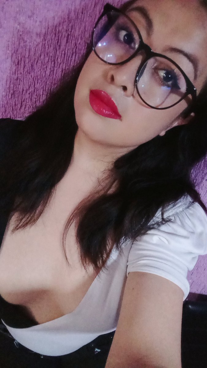 lizmyst's tweet photo. Todavía alcanzo #ViernesDeTransexuales? https://t.co/sfyIiVmT32