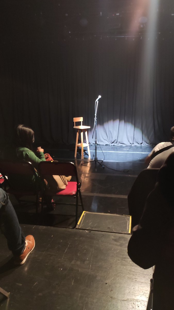 marianolacavex's tweet photo. @_MenuTeatral Gracias por la invitación, muy muy divertido el #StadUp , se llenó el lugar y no parabamos de reír. https://t.co/bLzQvsmCIZ