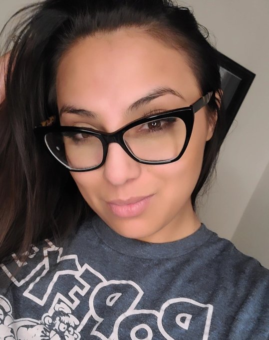 My glasses are big because I can't see 💩!!! Lol https://t.co/3gzOGPOsHx<a href="/tag/beauty"class="tags"><span>#beauty</span></a><a href="/tag/basic"class="tags"><span>#basic</span></a><a href="/tag/simple"class="tags"><span>#simple</span></a>