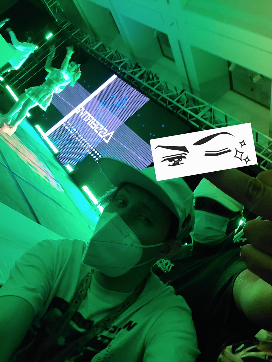 l0velacee's tweet photo. l0velacee 0.8 https://t.co/1mTQR3Vk3n