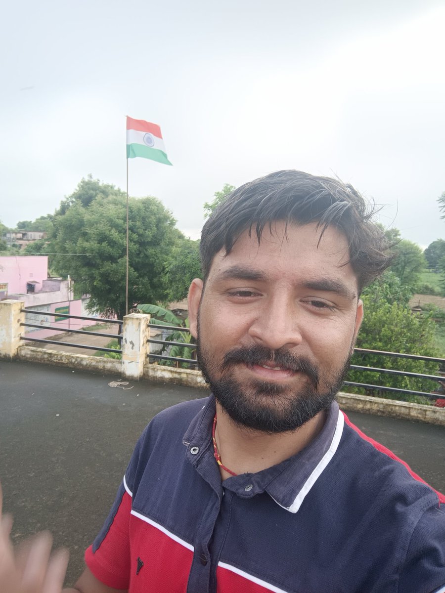 Chancha04514081's tweet photo. *Feel the pride of being part of such glorious nation!#HarGharTiranga  #Swaraj75 #HarGharTirangaCampaign #tirngawaliselfi#ramraj#india#bhartbaghyavidhata#aajadikaamritmahotsav  #amirtmahostav##HarGharTiranga2022 @narendramodi @PMOIndia @BJP4Rajasthan @Ra_THORe @VasundharaBJP https://t.co/3uxyb7oGw4
