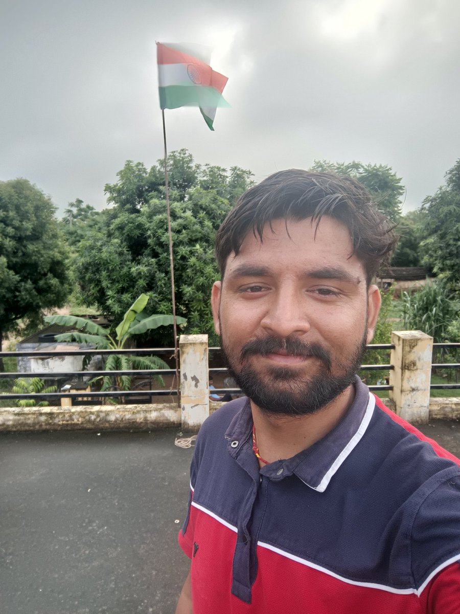 Chancha04514081's tweet photo. *Feel the pride of being part of such glorious nation!#HarGharTiranga  #Swaraj75 #HarGharTirangaCampaign #tirngawaliselfi#ramraj#india#bhartbaghyavidhata#aajadikaamritmahotsav  #amirtmahostav##HarGharTiranga2022 @narendramodi @PMOIndia @BJP4Rajasthan @Ra_THORe @VasundharaBJP https://t.co/3uxyb7oGw4
