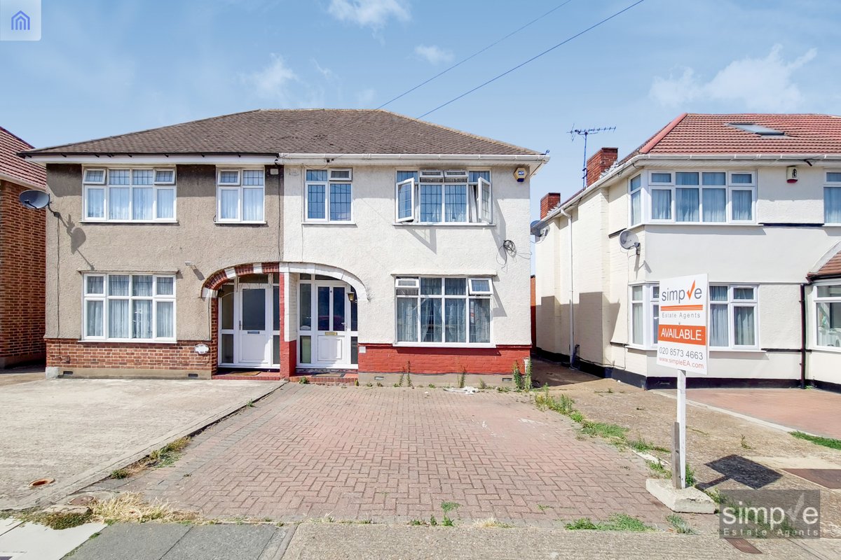 Simple Estate Agents tweet media