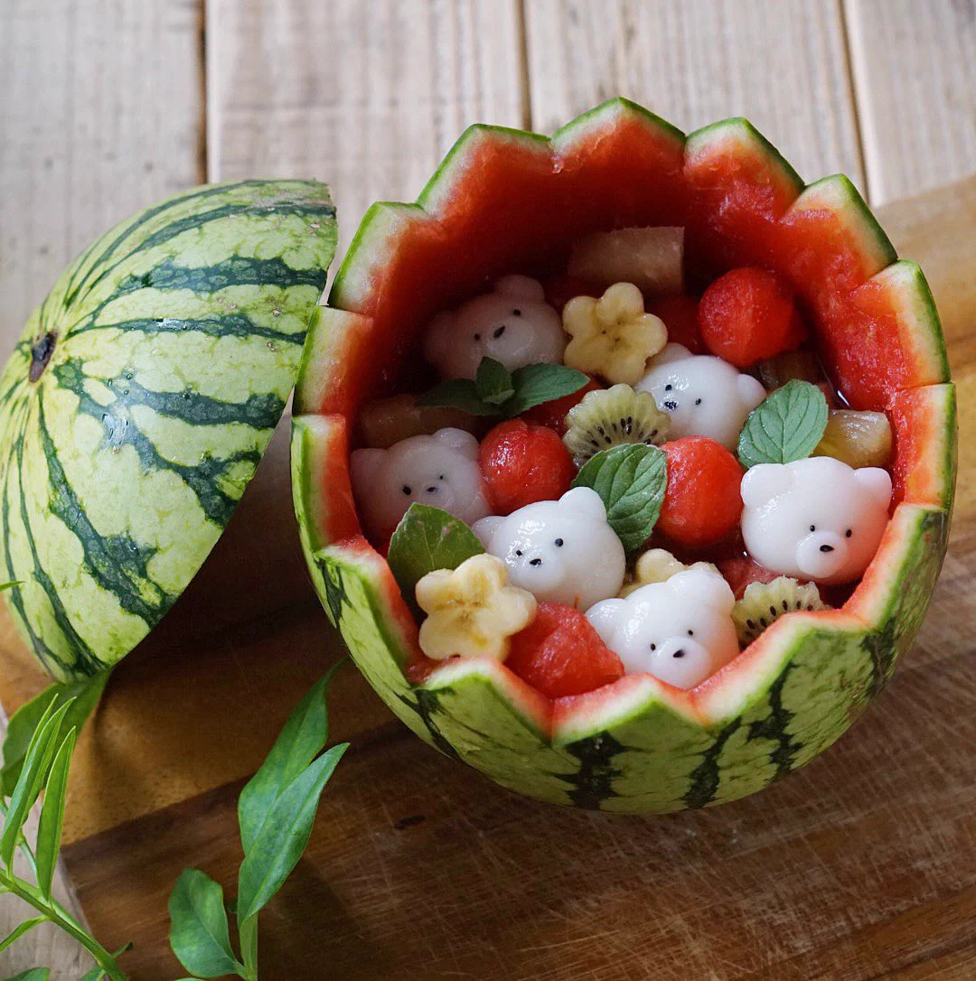 真夏のシロクマフルーツポンチ！スイカからシロクマが見つめてます♡