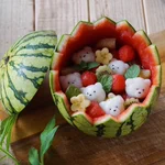 真夏のシロクマフルーツポンチ!スイカからシロクマが見つめてます♡