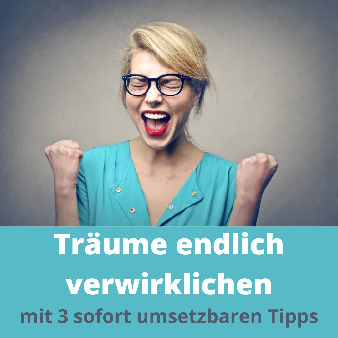 chicaballena's tweet photo. Hurra, ich bin mit einem Video bei der #Geschenkeparade dabei. Schaut mal rein https://t.co/P2toOu4rht und holt Euch ein oder mehr tolle Tipps von mir und meinen Coachkollegen https://t.co/UOqEw0ludR
