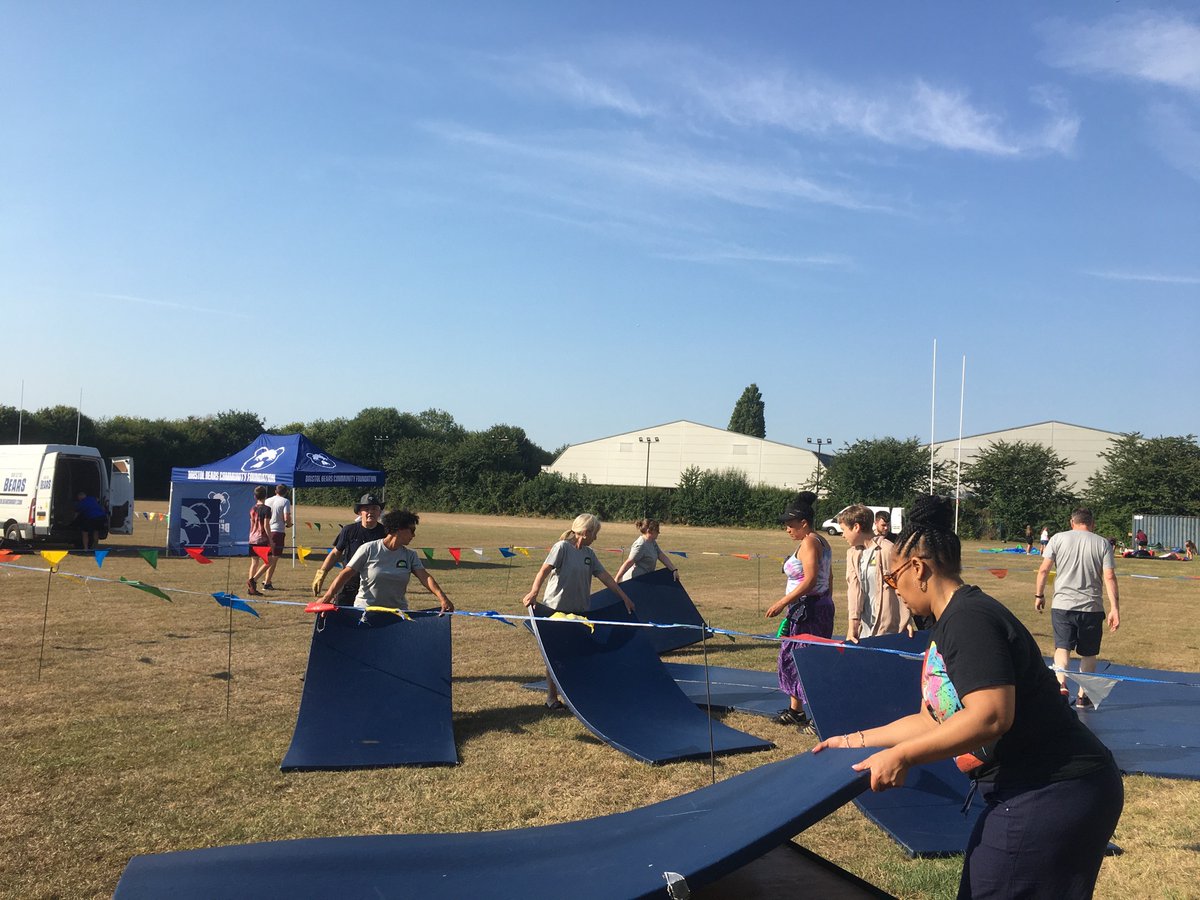 Staff and volunteers here at silly o clock this morning setting up for the @SouthmeadDT southmead festival. It’s going to be a great day see you later!  😜
