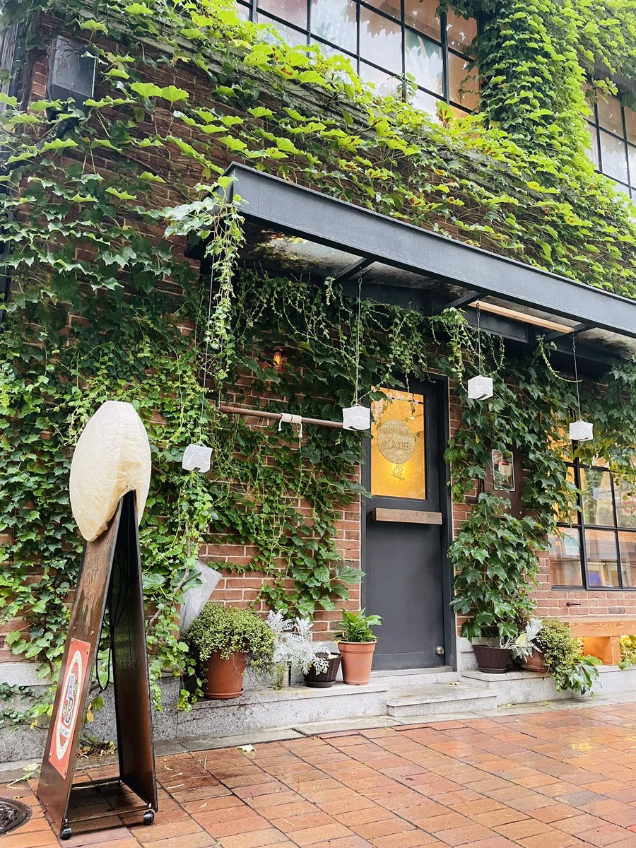 9696maty's tweet photo. 今宵は、妻の従姉のCafeで家族会
#AugustMoonCafe https://t.co/ZU0SPmUAPC