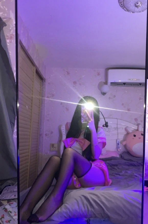 s9394t3's tweet photo. I've been alone for too long and I need love
#上海
约 https://t.co/lW0F2hhRkH