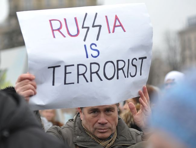 ZoyaKhan3004's tweet photo. Пять шагов для победы Украины от Андрея Ермака.
❗визовый бан для россиян
❗ограничение цены на нефть
❗газовое эмбарго
❗ОРУЖИЕ‼‼‼‼
#HelpUkraine
#StopWarInUkraine
#StandWithUkraine
#RussiaTerroristState
#SupportUkraine
#wizzairsupportsterrorists 
#metastopblockingukraine https://t.co/MlZq2fXiQp
