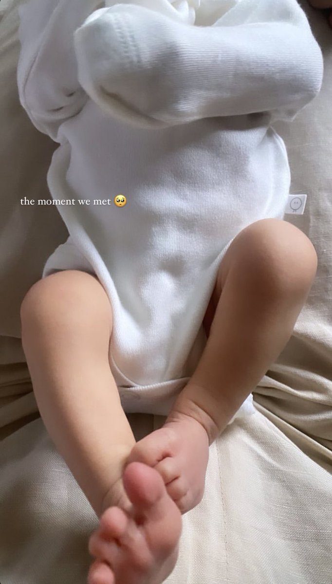 Phoebe &amp; Daisy posted these pictures of Lottie &amp; Lewis’ baby boy on ig stories 💙🍼🥰