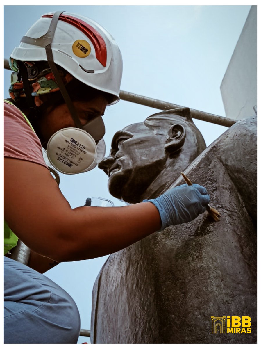 2 yıl önce yoktu…

Dünyanın en önemli tarihi kentlerinden İstanbul’un tarihi kültürel mirası için koşturan İBB Miras’ı sadece 2 yıl önce kurduk.

2 yaşında İstanbul’un tarihi yükünü taşıyan bir dev. Bizlerden sonra da yaşamaya devam etsin, uzun ömrün olsun <a href="/IbbMiras/">İBB Miras</a>