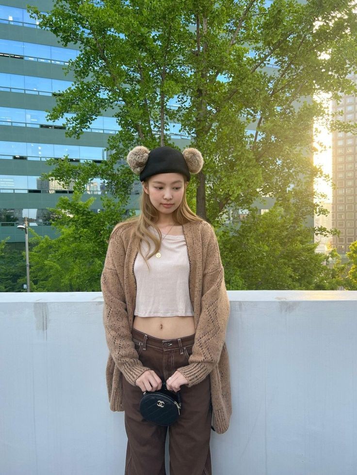 ninmier's tweet photo. ㅤ     
             #𝑘𝑖𝑚 𝑗𝑒𝑛𝑛  '  𝑚𝑜𝑟𝑛𝑖𝑛𝑔 𝑤𝑎𝑙𝑘
                    ( 🧸 ) -  ©ninmier  

ㅤㅤㅤㅤㅤㅤ https://t.co/yXAMh9wKBE