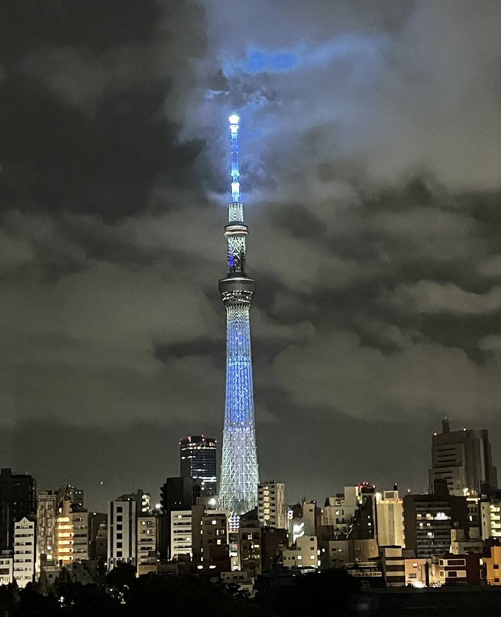 _PLASMAX's tweet photo. 昨夜のスカイツリー
浅草から撮影 https://t.co/KkBFUos2VC