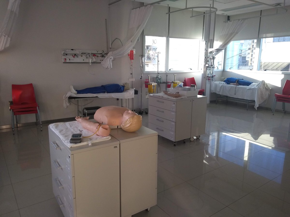 HTP_ar's tweet photo. Todo listo para el taller de de uso e implementación de bombas de epoprostenol en #HipertensionPulmonar con @BluroIgnacio en el centro de simulación del Hospital Italiano #CUESIM @IUHIBA @imedCV https://t.co/ge2UsnpjnZ