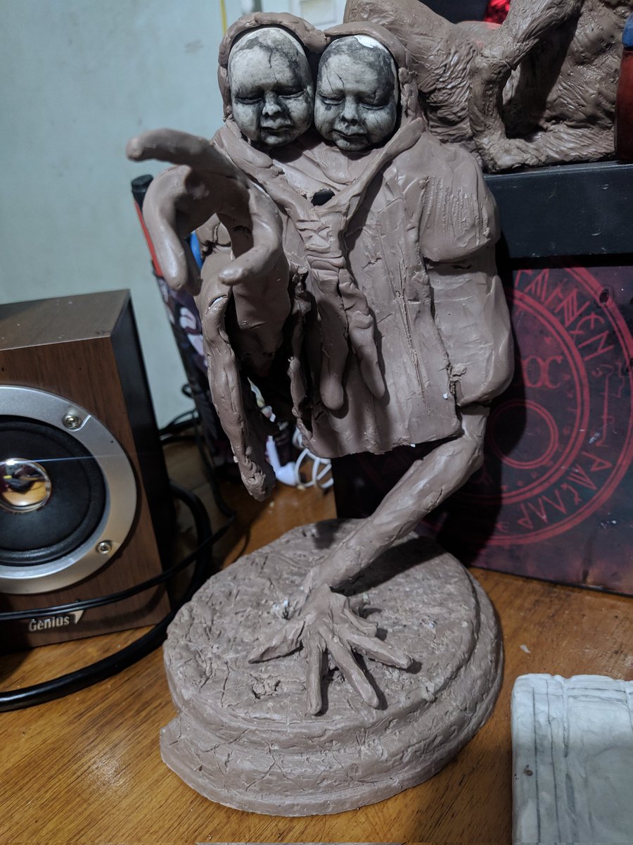 diemmarshall's tweet photo. Twin victims. Work in progress.if someone want to preorder this kit resin.  That would be fantastic!
I see a really nice figure in this sketch.
#silenthill #figurine #horror #twinvictims  #terror #survivalhorror #gaming #horrorgames #art #games 
https://t.co/H2xRz4JX6e https://t.co/MDveyMXUla