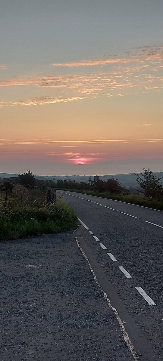 413ram's tweet photo. @WeatherCee  @barrabest  @angie_weather  @geoff_maskell  @bbcniweather  @bbcweather  @louise_utv  @WeatherAisling  @itvweather https://t.co/WQPL8V1BD0