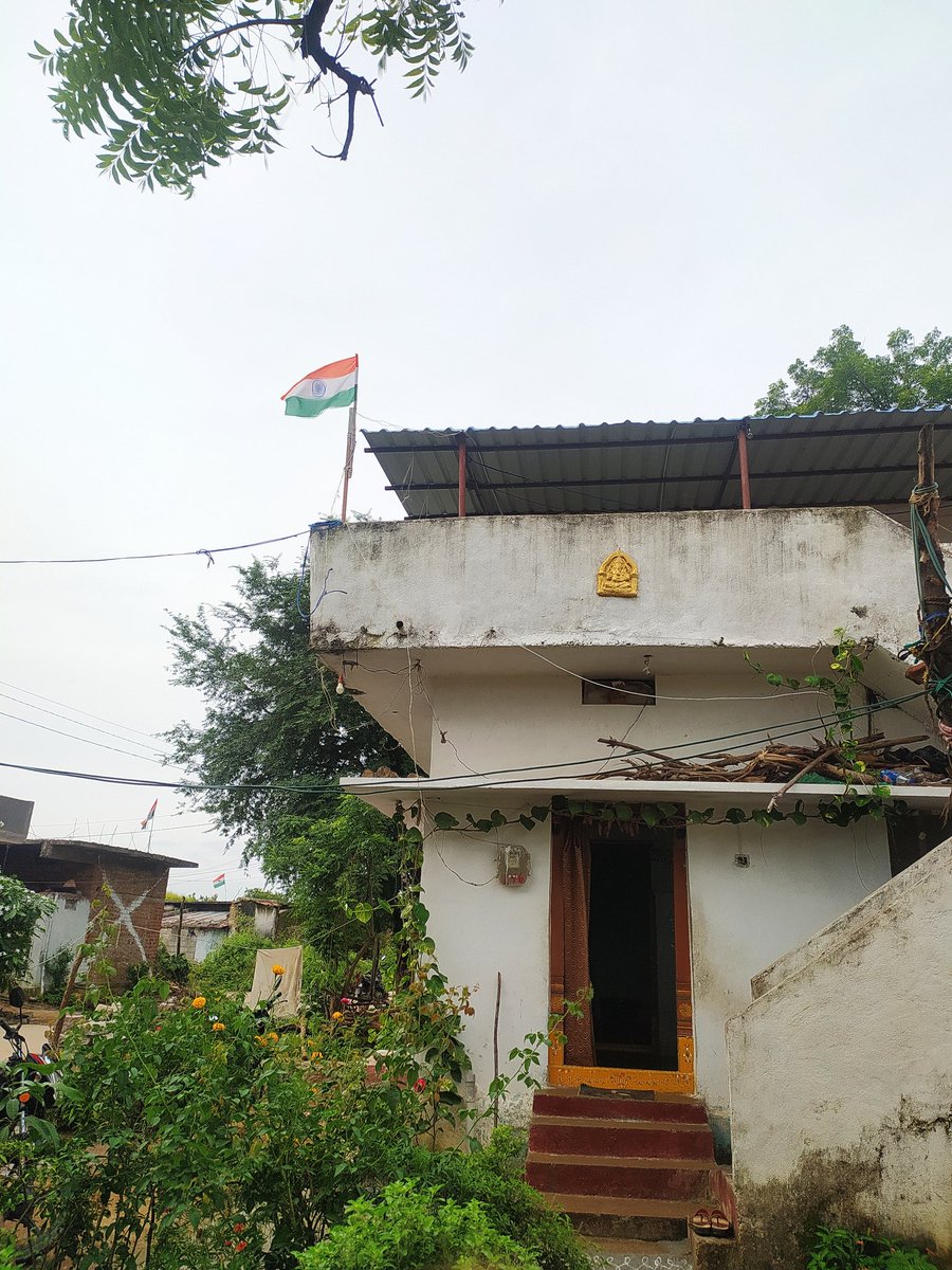Cscyeldurthy1's tweet photo. @dintya15 @rajakishore_j @CSCTelangana @CSCegov_ @csc_medak Har Gar Thirang, CSC CENTER YELDURTHY MEDAK https://t.co/tAGqzxIWeV