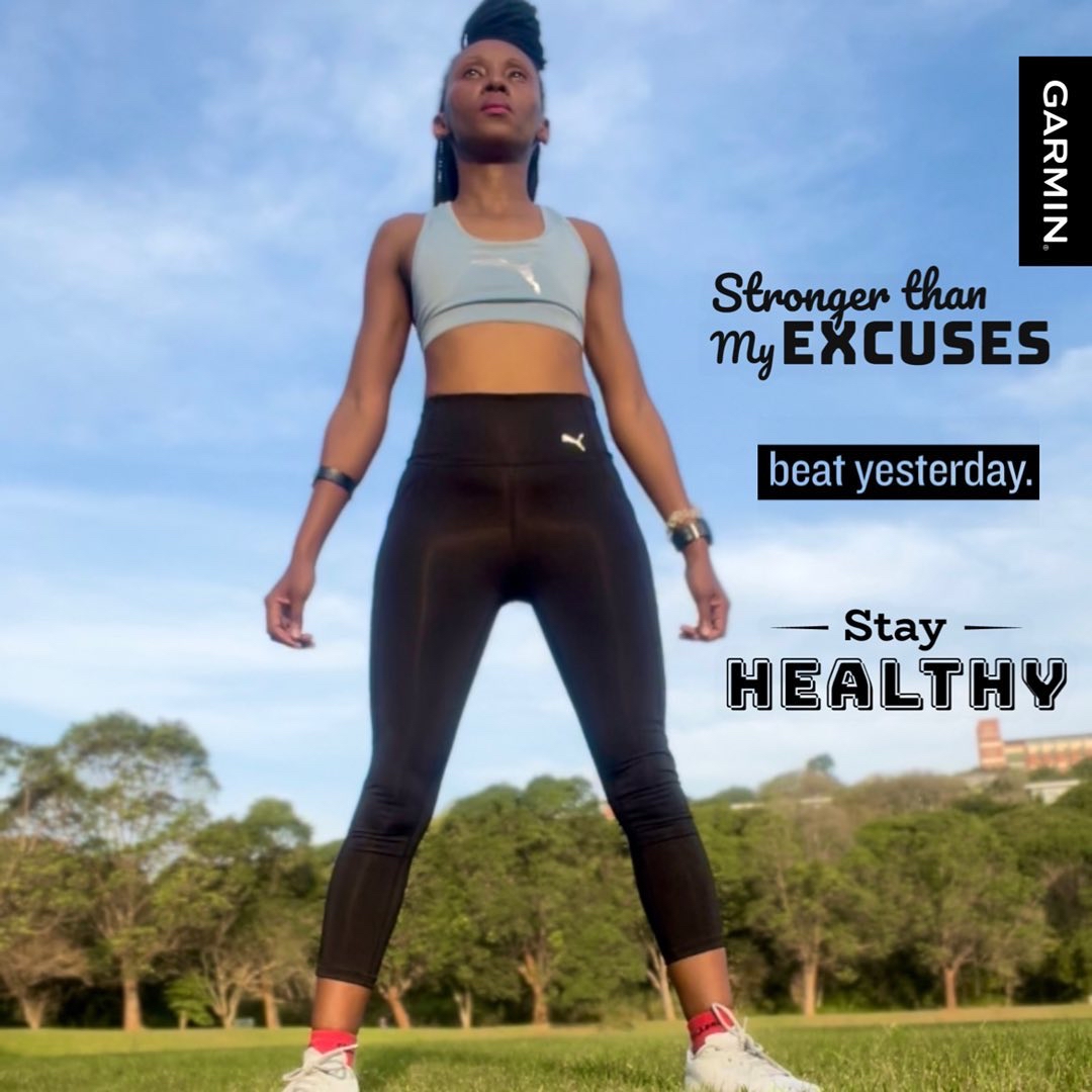BMX29's tweet photo. “Sometimes running is the only thing that makes sense.”
Easing into the weekend easy run
#runandchange
#runformentalhealth
#womenwhorun
#261fearless
#impossibleisnothing
#runfearless
#withwomenwerun
#believe
#iampossible
#iwearredsocksonfriday
#runfearless https://t.co/8WRdvjmUCn