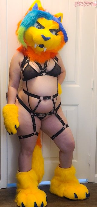 *vibrates with excitement*  Nyara 2.0 just dropped  And you? You are not ready 🔥💦  SFW Unboxing Vid: https://t