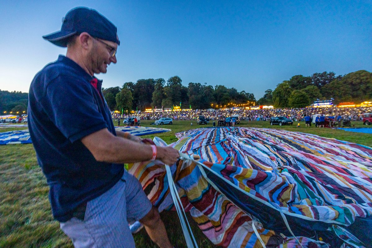 Bristol International Balloon Fiesta tweet media