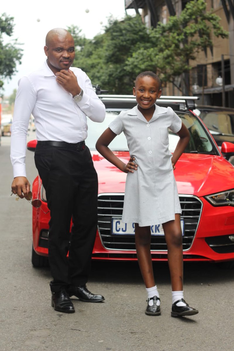 NathiSibiya8's tweet photo. Father and a daughter ❤,  let's keep it going.  Good morning ladies and gentlemen https://t.co/Iliacz66Ki