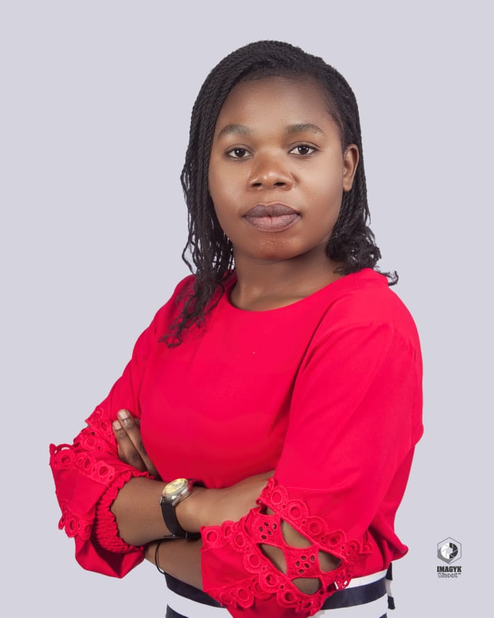 dellhykibwe's tweet image. Elle c'est mon #assistante_privée_personnelle...la seule qui fait taire mes secrets...#NELKA, voulez-vous m'accompagner à lui chanter un heureux annivesaire mes chers #followers?
#Heureux_annivesaire_Nellhy_K.