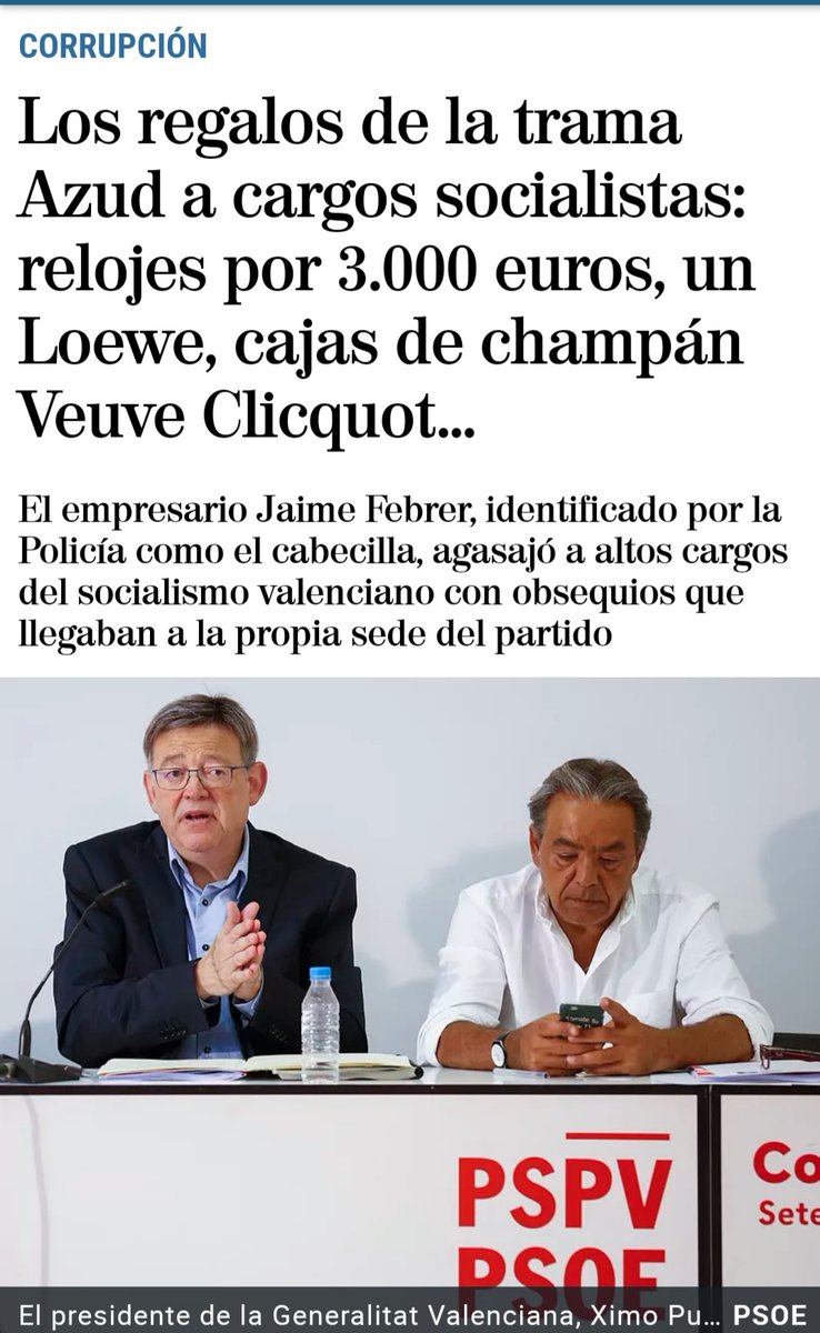 Los regalos llegaban a la sede del PSOE....

HONRADEZ SOCIALISTA!!!!