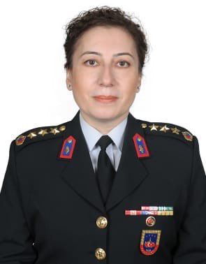 ragipsoylu's tweet photo. Turkey’s first ever female general: 

Özlem Yilmaz has become a brigadier general within the Turkish gendarmerie forces 

She is assigned a deputy chairman for the gendarmerie and cost guard academy https://t.co/7FPAF6mibg