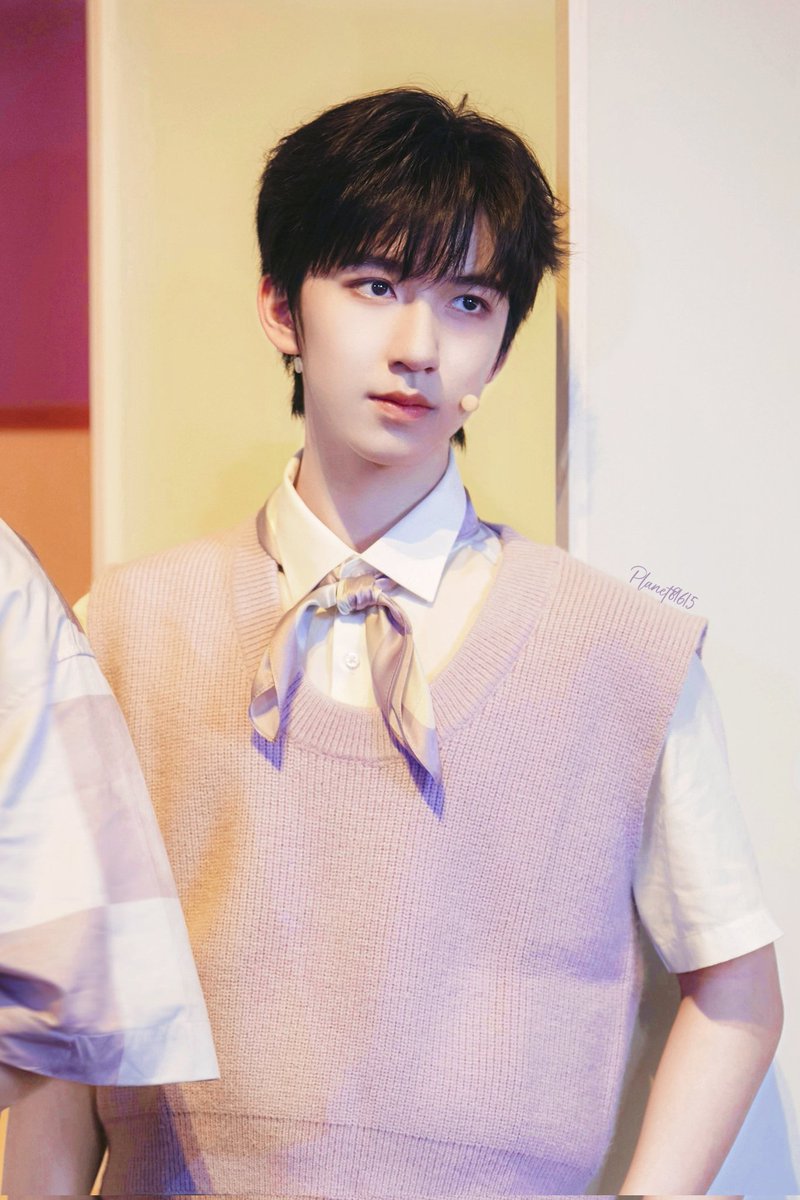 planet81615's tweet photo. #翔霖  

你好星期六的翔霖和夏天绝配💙💜

#xianglin #严浩翔 #YanHaoxiang #贺峻霖 #HeJunlin #时代少年团 #TeensinTimes #idols https://t.co/jJHQ1bzKfI