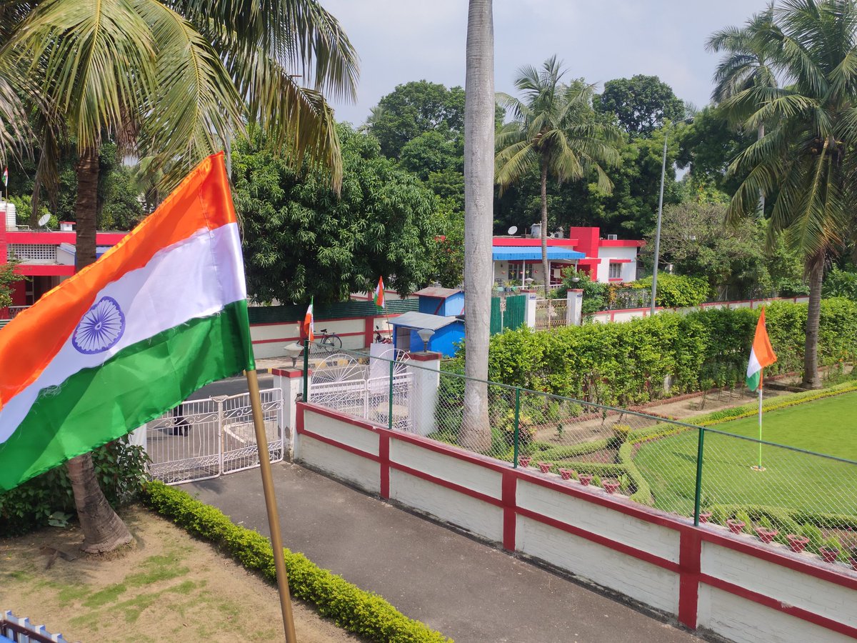 UOsantanu's tweet photo. आज़ादी के 75वें वर्ष के अमृत महोत्सव में अद्भुत नज़ारा 🇮🇳😍

#अमृत_महोत्सव
#हर_घर_तिरंगा
@girirajsinghbjp @kundansinghbjp @ABVPBegusarai_ @Bihar_ABVP https://t.co/XNIhEivAju