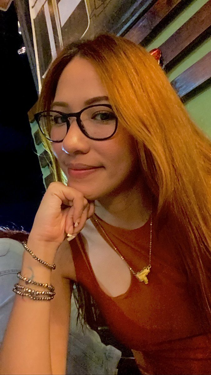Cheesmelon's tweet photo. Hoy casi me quedo fregando platos en un restaurante porque Banesco no funcionaba 🙂 https://t.co/RbisvoK2rg