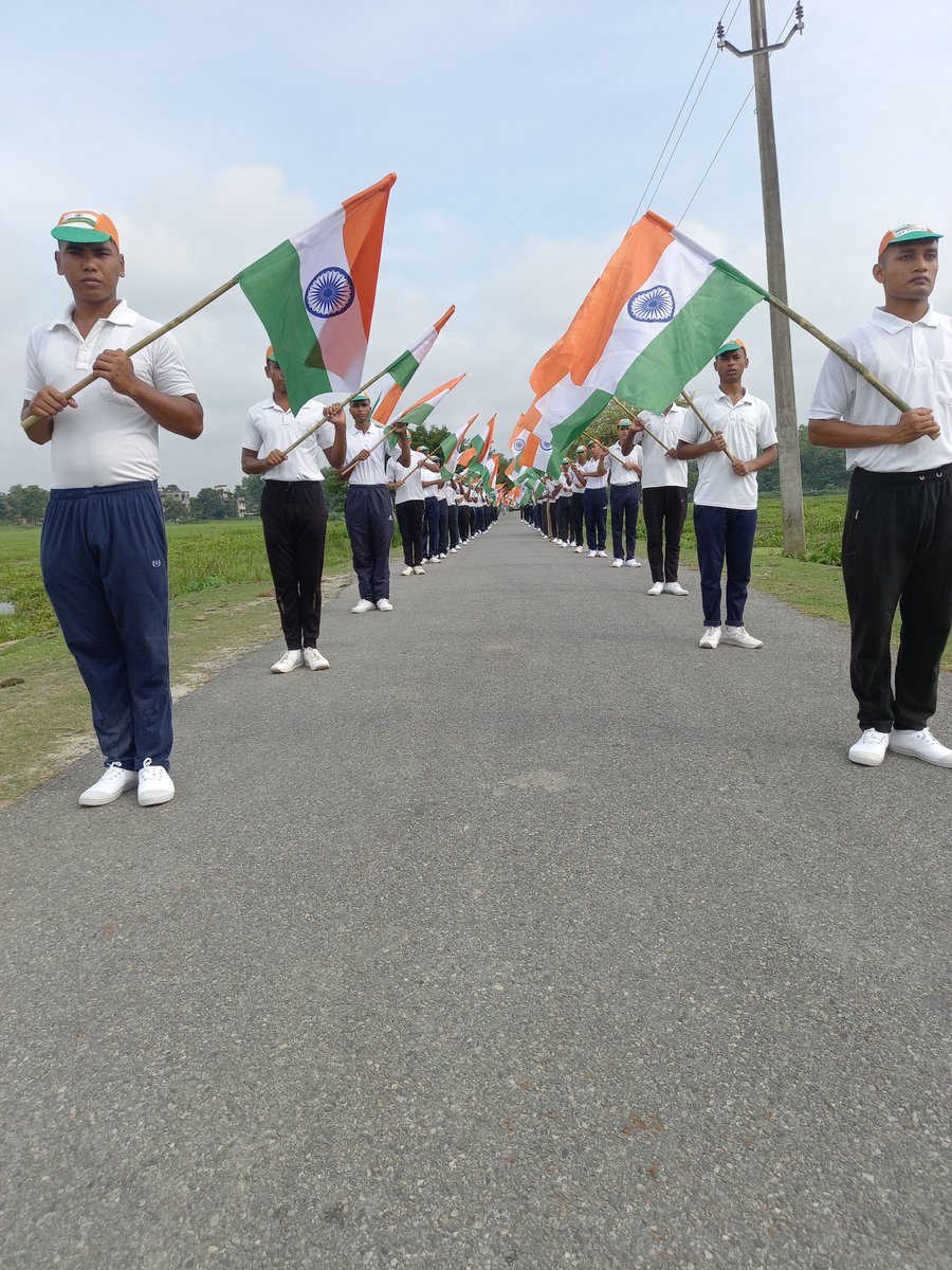 27thapbn's tweet photo. Morning March (Prabhat Pheri) dtd. 13.08.2022 organized by the 3rd APTF Battalion, Khajuabeel.

#AzadiKaAmritMahotsav
#HarGharTiranga
#HarGharTirangaAssam

@PMOIndia @HMOIndia @MinOfCultureGoI @CMOfficeAssam @himantabiswa @DGPAssamPolice @assampolice https://t.co/V2BH36hn1v