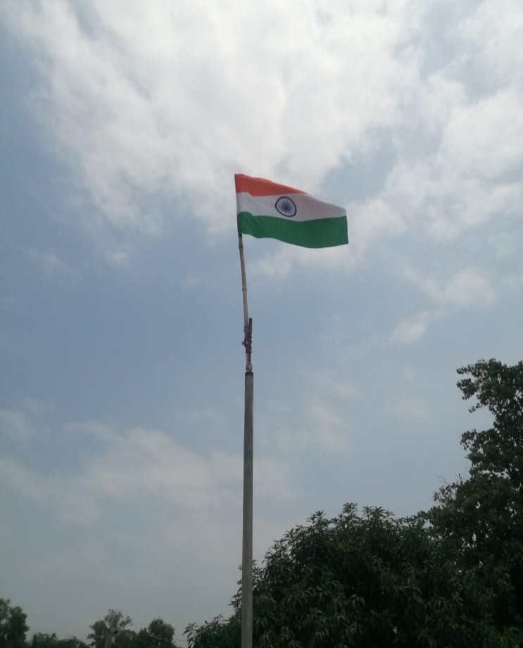 sonals872's tweet photo. #HarGharTiranga
#JaiHind https://t.co/TfLEkDRsJO
