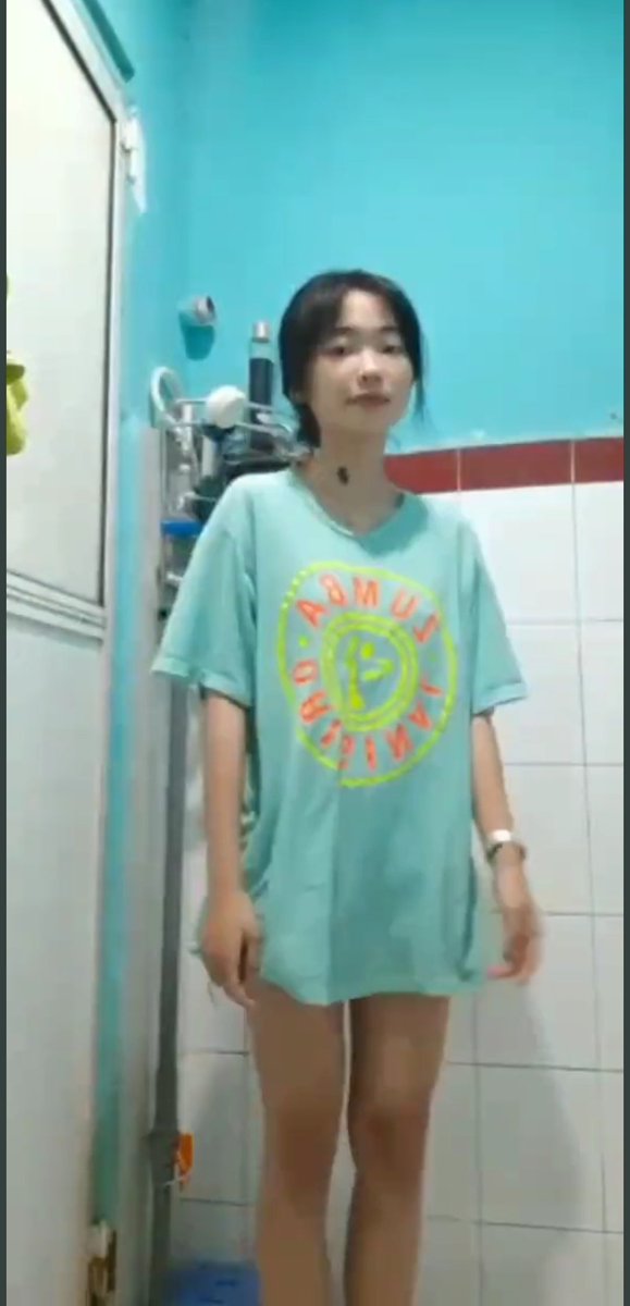 000loading000's tweet photo. Mình có full 5 video e này nha cần ib + tw https://t.co/MTZZOCBQPv