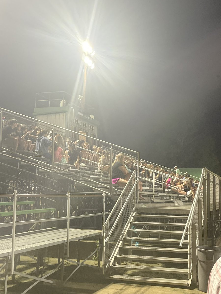 TrooperSports's tweet photo. Big crowd tonight for Midnight Madness! https://t.co/HEv1wKpaJm