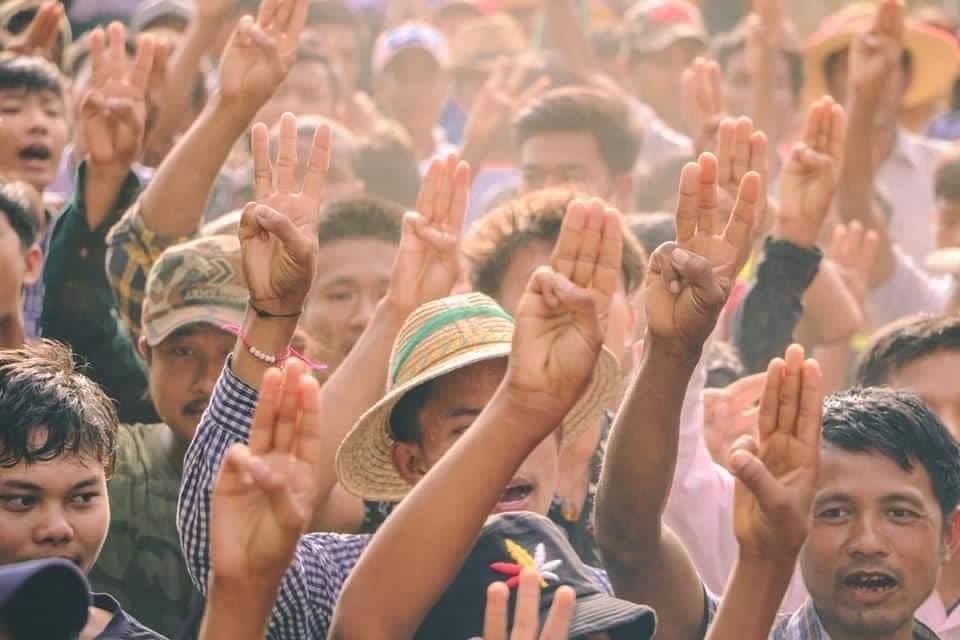 TTFR__Myanmar's tweet photo. Guerilla styled protest against military dictatorship was demonstrated today by pro-democracy people in a Village, Debayin township.   #2022Aug13Coup #LegalizationOfNUG #WhatsHappeningInMyanmar https://t.co/epOtq0Qlej