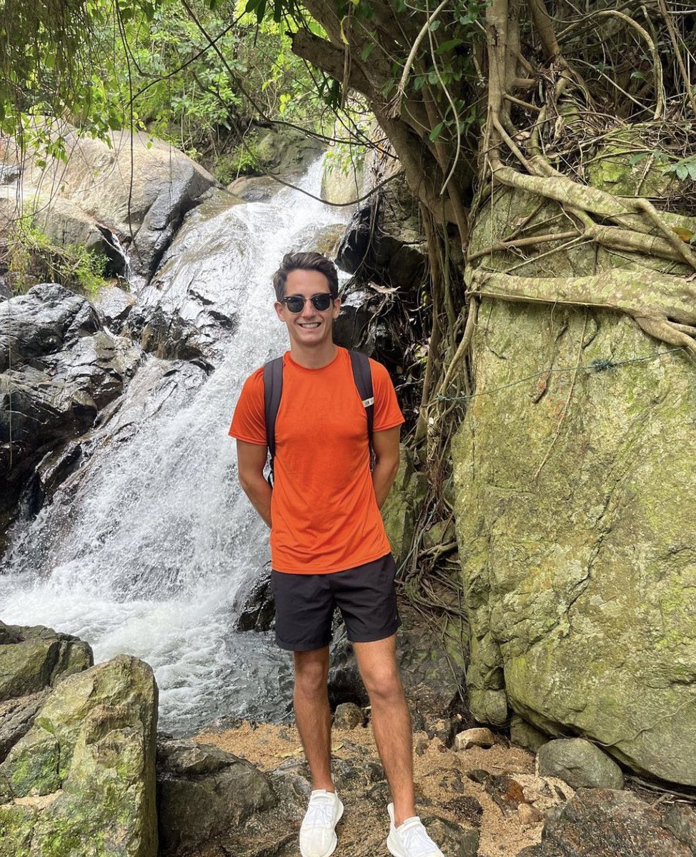 MrLuke_Scott's tweet photo. Great summer trip, now a week to relax  in the desert before starting my second year teaching in Dubai! #edutwitter #teacher https://t.co/sWyDB0acDw