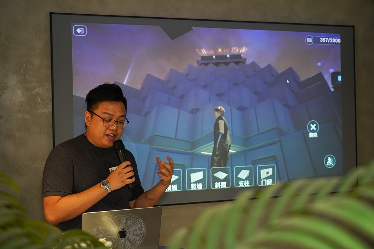 metasens's tweet photo. #Showcase event for our #metaverse project IRL 🥳! A great time to experience the latest demo via mobile, PC and VR devices.
Get hyped for what's coming up with #METASENS ! 🔥🔥🔥 https://t.co/zSHMjgmZRY