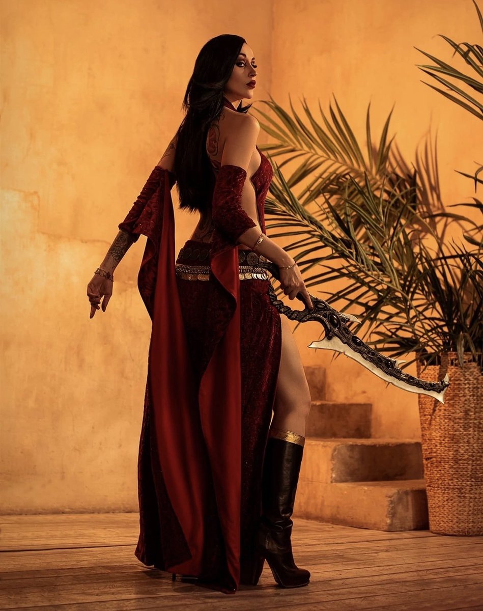 ValeryHimera's tweet photo. One of the most chic women in red, do you have any favorite ladies in red?🥀
69RTs- 2 new ph 🧡

#PrinceofPersia #cosplay https://t.co/0kpJ41CoE7