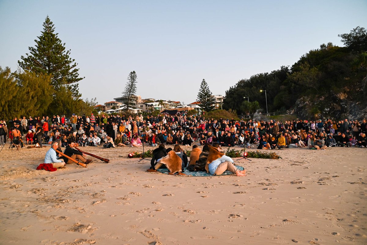 YugambehY's tweet photo. A beautiful morning spent singing on the beach at First Light #BLEACH2022 https://t.co/cPTXBujXPV
