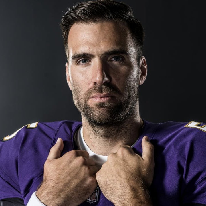 sgellison's tweet photo. Depending on the severity of Zach Wilson’s knee injury, Week 1 could get a lot more interesting

Lamar Jackson vs Joe Flacco 

📸: @Ravens https://t.co/TD3VeqM38t