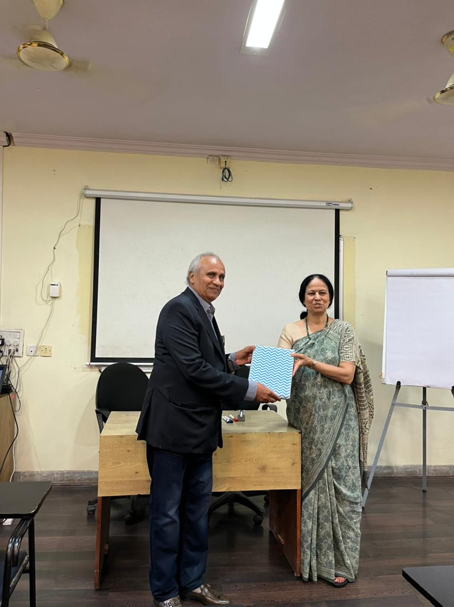 TISSODCL's tweet photo. TISS ODCL Cohort of ’23 had an opportunity to interact with Dr. Anil K Khandelwal, Former Chairman &amp; Managing Director, Bank of Baroda. Sir enlightened the batch on aspects of Change Management.

#TISS #ODCL #changemanagement #TISSODCL #change #transformationalleadership https://t.co/gDBiPrD9rS