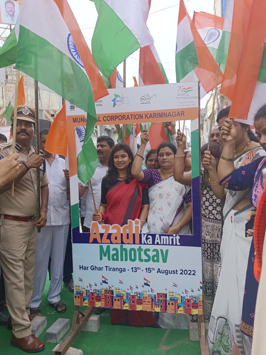 sanitationmck's tweet photo. #HarGharTiranga have spread across the nation. #MuniciaplCorporationKarimngar inaugurated #SelfiePont at Monument of Clock tower as a part of #AKAM to Commemorate 75 glorious years.@arvindkumar_ias @RoopaMishra77 @cdmatelangana @Collector_KNR @aclb_knr @SwachhBharatGov https://t.co/U8584kVenY