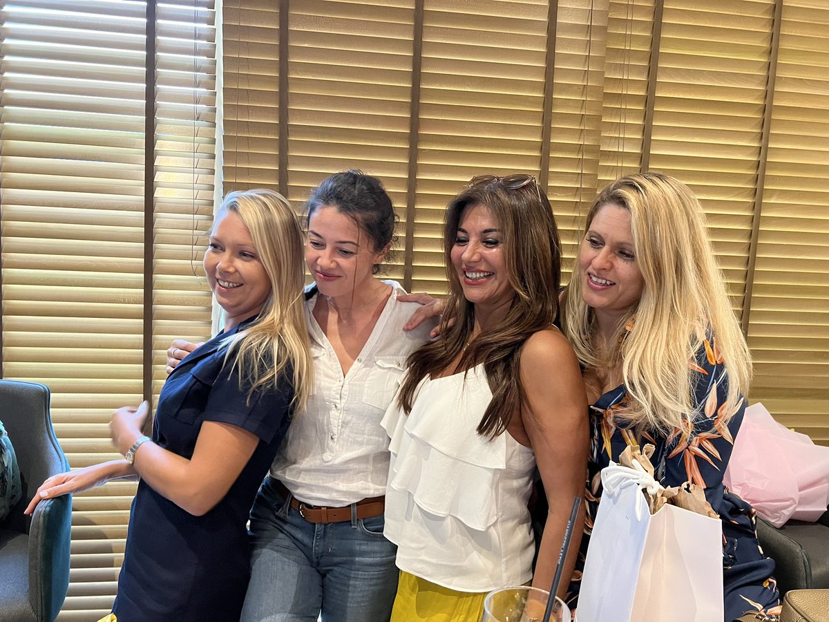 palmsdubai's tweet photo. Awesome week in my #jumeirahgolfestates office. Rocking and rolling now after just completing our first year.well done to you all and loved the drinks at the #craftyfox https://t.co/7VDEXKZOkY