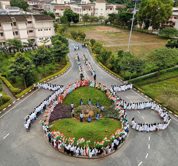 SdmCollege's tweet photo. Awareness Program on Har Ghar Tiranga to mark the 75th year of  Independence was held in the institute on 13th Aug 2022. https://t.co/pWW6nmf3C4