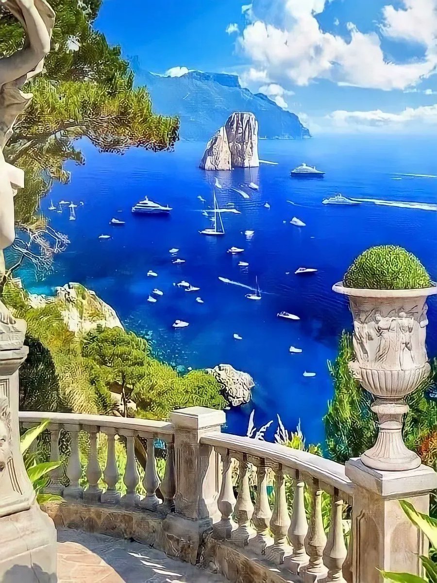 SuperScenery's tweet photo. Picturesque. https://t.co/WFdd7cIVS0