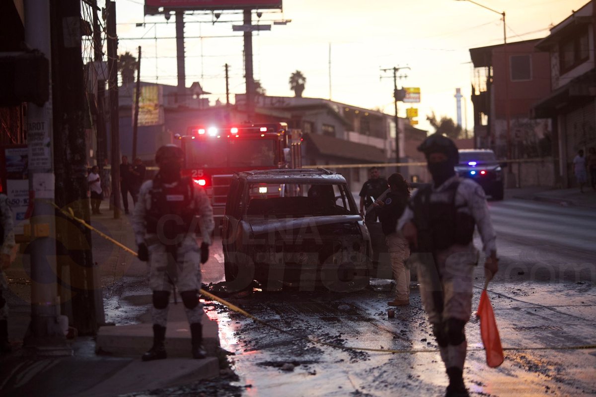 cadena_noticias's tweet photo. #Policiaca | #Violencia 

Transporte público sin servicio en la calle, comercios ambulantes, restaurantes, bares y hoteles permanecen cerrados en la ciudad de Tijuana...

Toda la información aquí ➡ https://t.co/21AkhZwRIp https://t.co/NAfNCFilOF